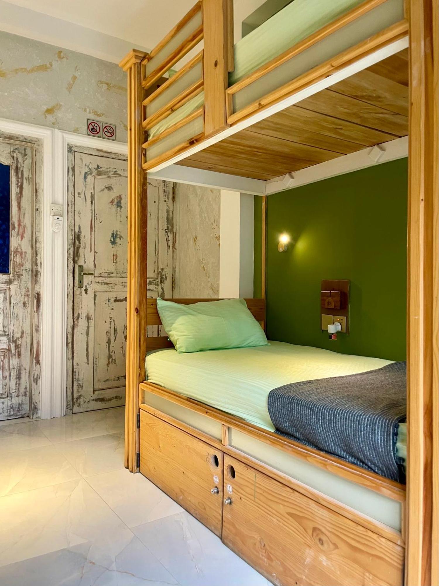 Habibi Hostel & Restaurant อูนาวาตูนา ภายนอก รูปภาพ