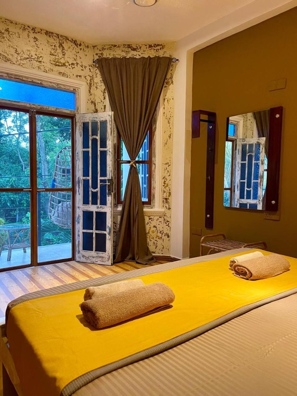 Habibi Hostel & Restaurant อูนาวาตูนา ภายนอก รูปภาพ