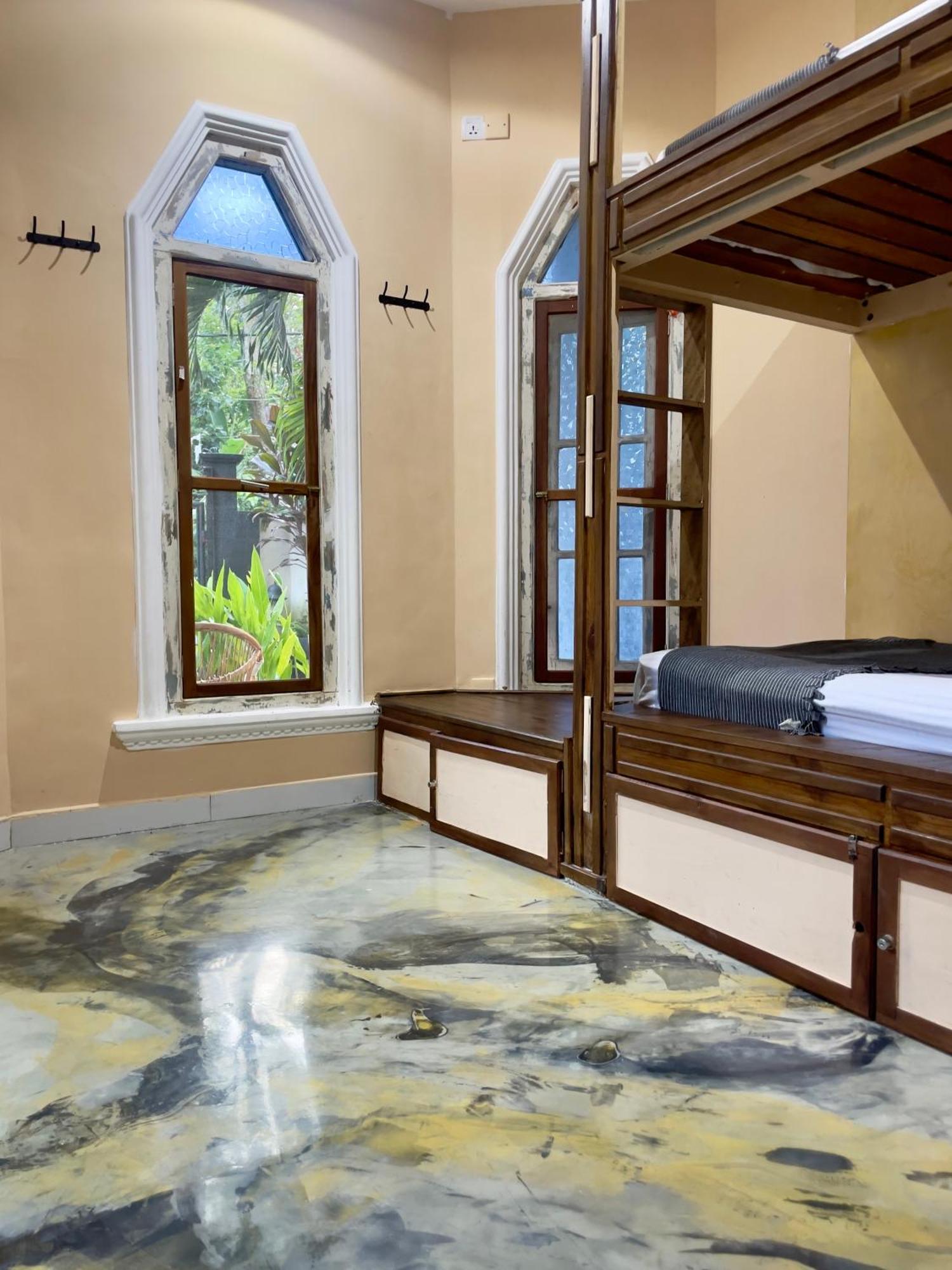 Habibi Hostel & Restaurant อูนาวาตูนา ภายนอก รูปภาพ