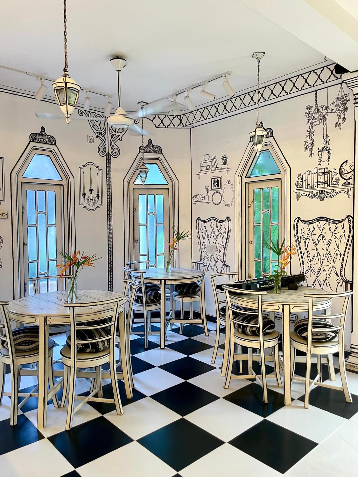 Habibi Hostel & Restaurant อูนาวาตูนา ภายนอก รูปภาพ