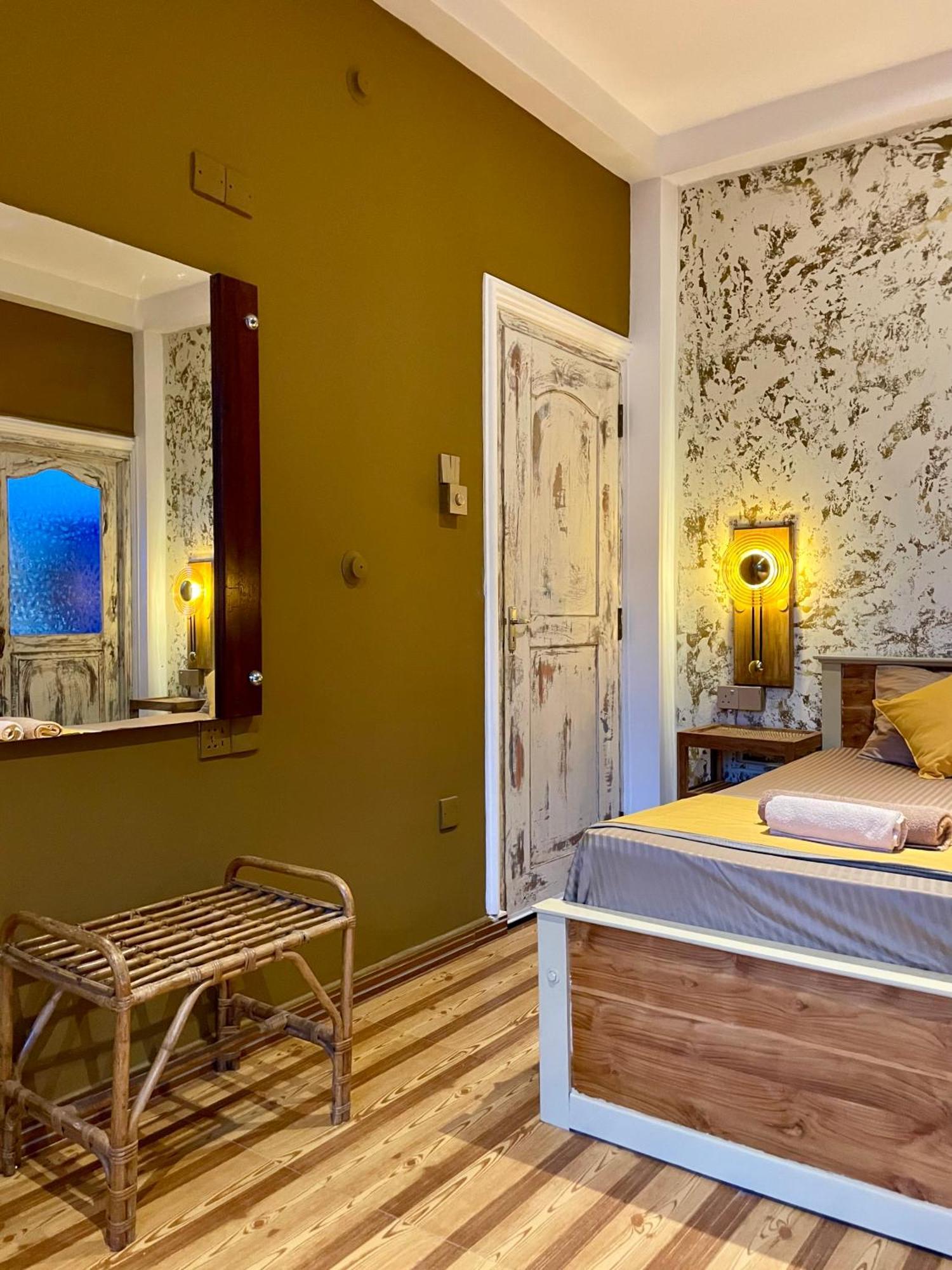 Habibi Hostel & Restaurant อูนาวาตูนา ภายนอก รูปภาพ
