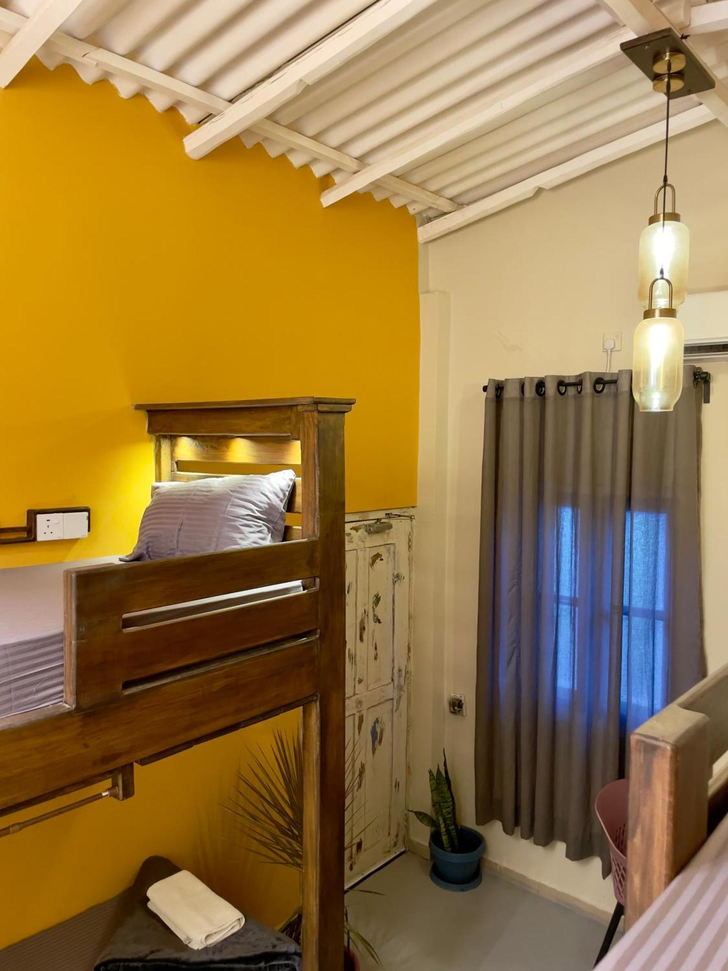 Habibi Hostel & Restaurant อูนาวาตูนา ภายนอก รูปภาพ