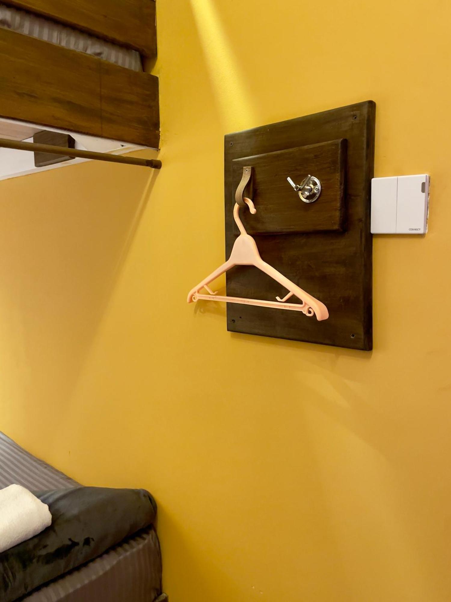 Habibi Hostel & Restaurant อูนาวาตูนา ภายนอก รูปภาพ