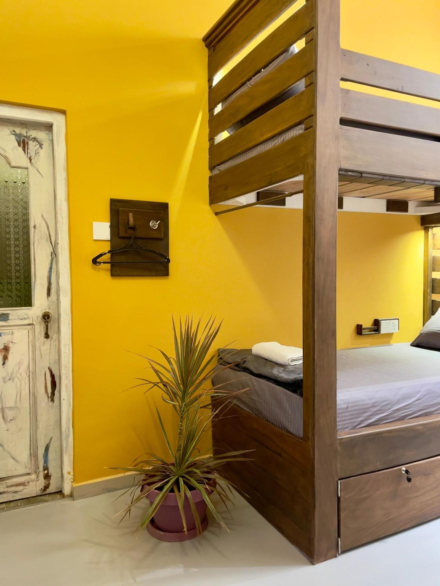 Habibi Hostel & Restaurant อูนาวาตูนา ภายนอก รูปภาพ